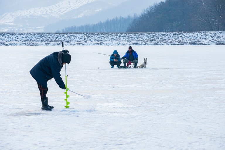 ice fishing kiruna